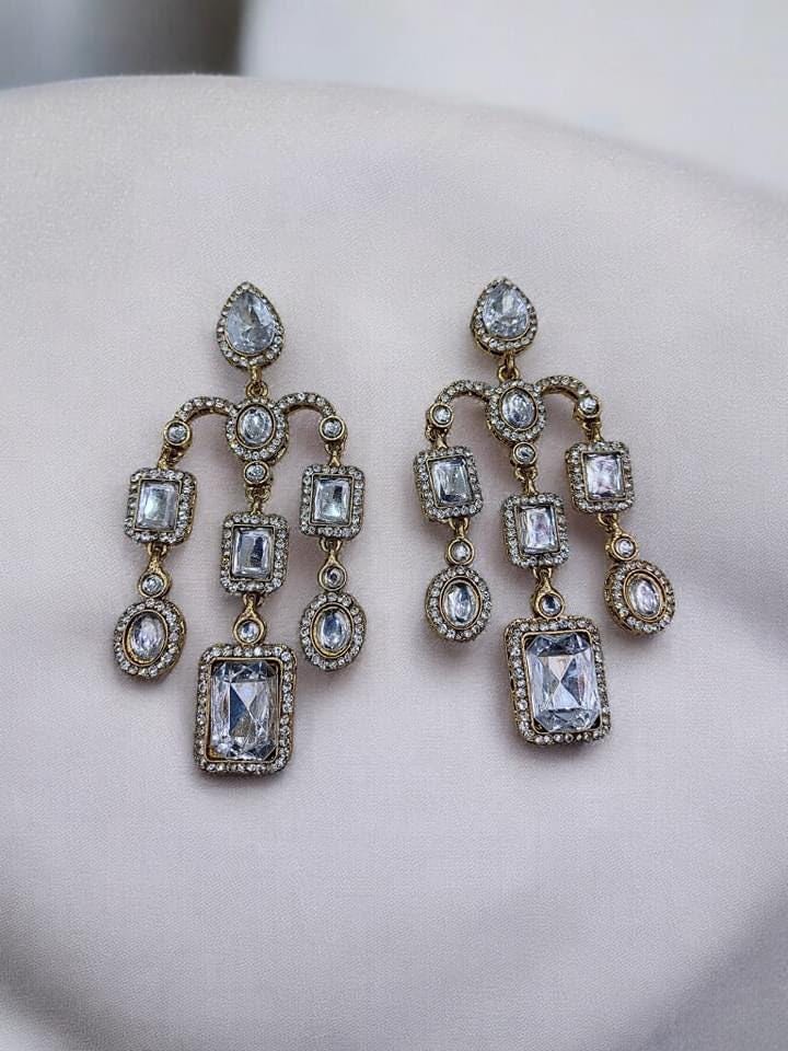 Luxurious Green Emerald Statement Earrings with Cubic Zirconia Accents for Women,Perfect for Weddings, Parties, and Special Occasions