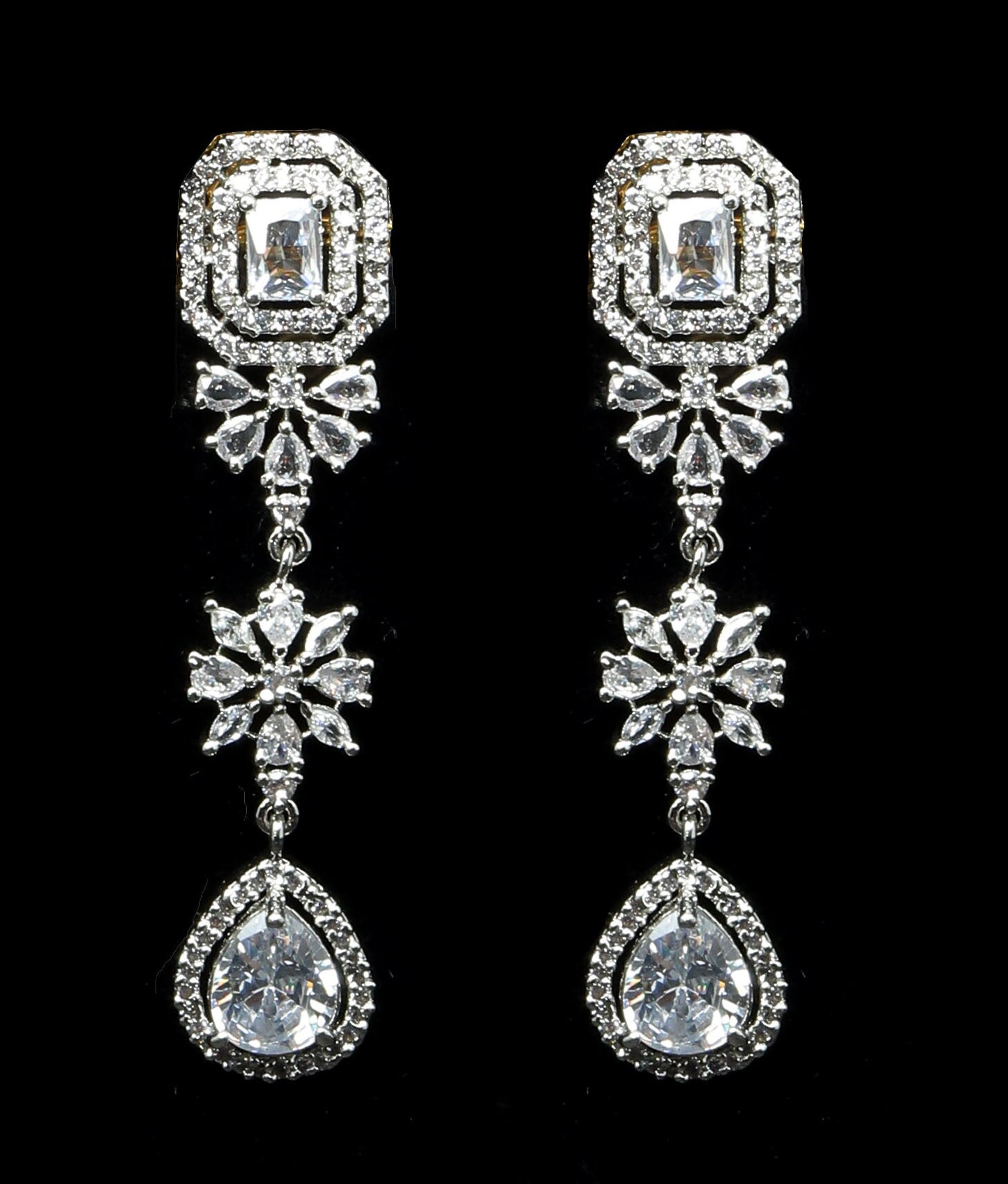 Moonlit Glamour: Dazzling Clear Teardrop Crystal Necklace and Earrings, Diamond jewelry/ Indian jewelry/ Pakistani jewelry/ wedding set